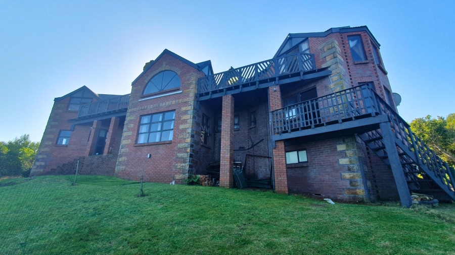 5 Bedroom Property for Sale in Herolds Bay Western Cape